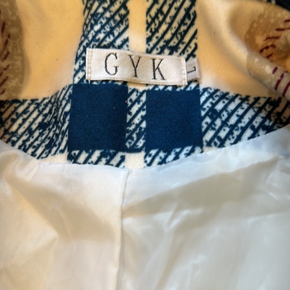 GYK Soft lined plaid coat - Picture 6 of 7